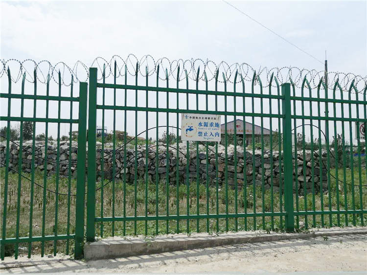 公園景區(qū)園林鋼筋網(wǎng)圍墻的設計樣式